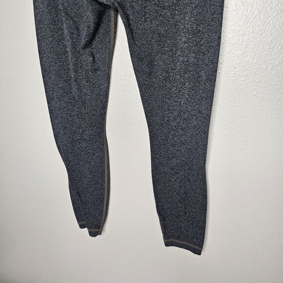 Athleta Small Grey Heathered Cropped Atlhetic Leggings Yoga Mid Rise Gym Capri - Picture 6 of 8